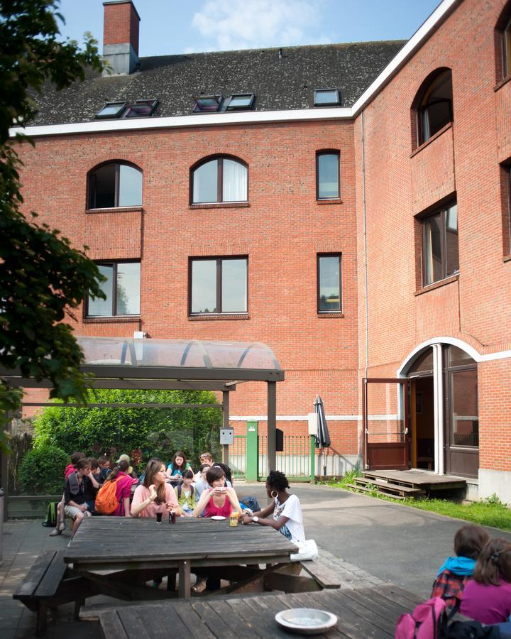 Generation Europe Youth Hostel Bruxelas Exterior foto